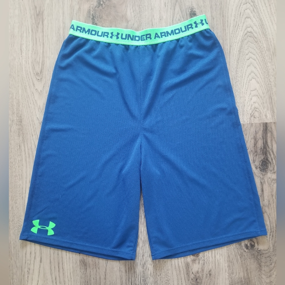 Boys Under Armour Basketball Shorts Sportswear Athletic Youth Sz. YXL